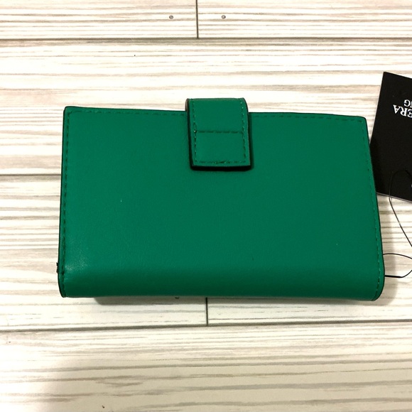 Green Nova Card Case RFID Technology Wallet - Picture 2 of 8